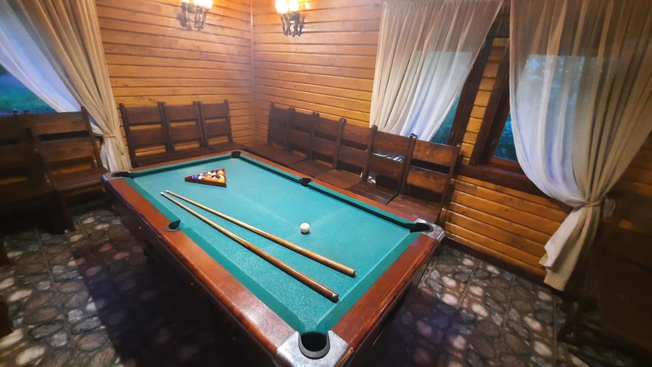Lisoviy Zatyshok, Z Vidkrutum Litnim Baseynom Hotel Slavske Exterior foto