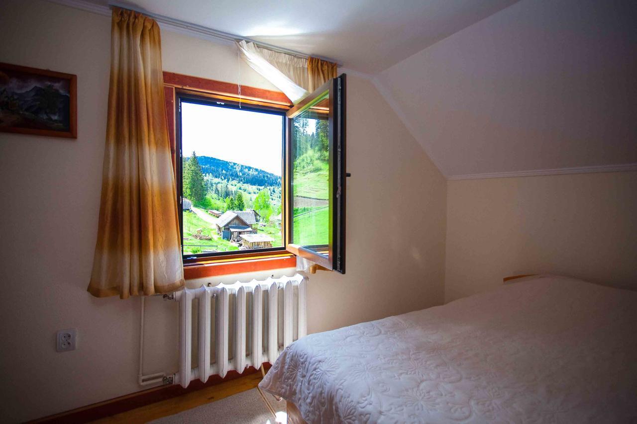 Lisoviy Zatyshok, Z Vidkrutum Litnim Baseynom Hotel Slavske Exterior foto