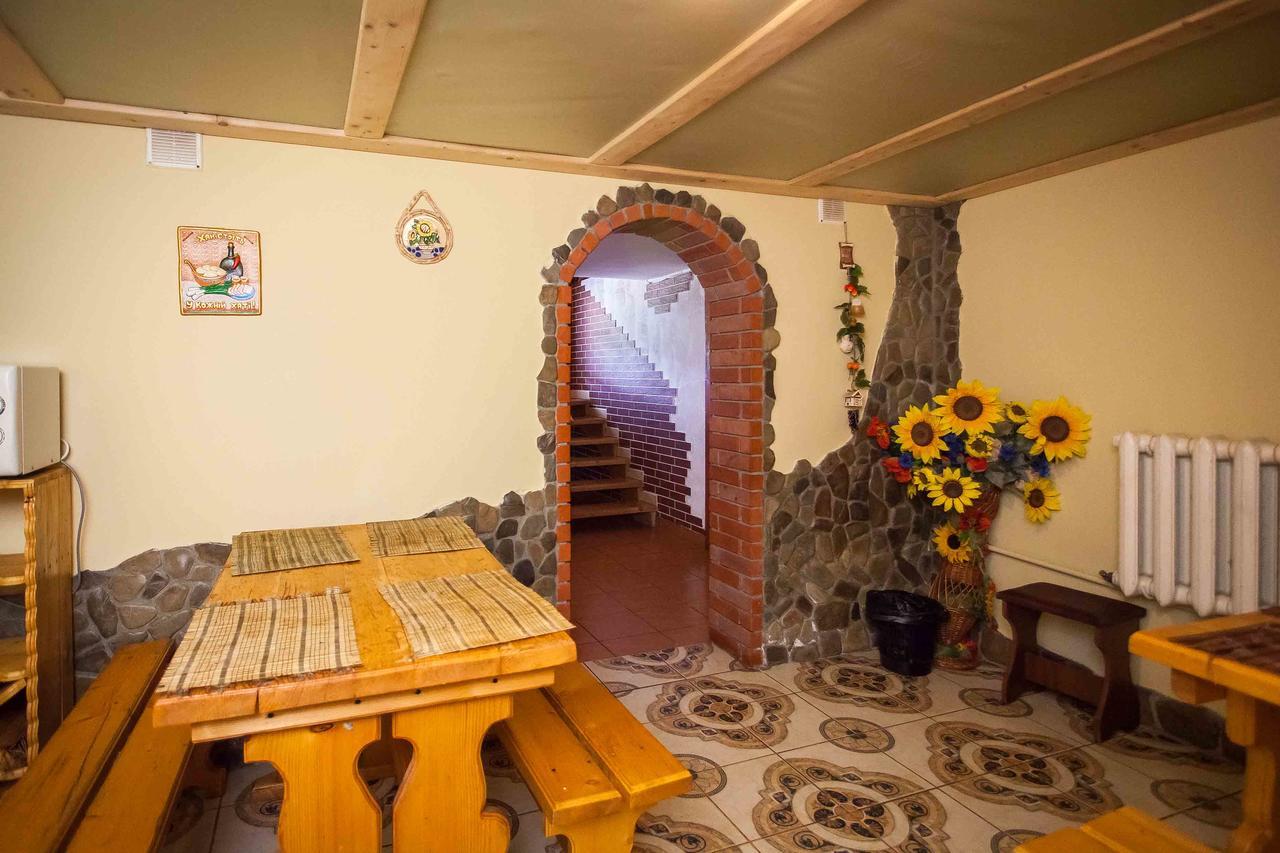 Lisoviy Zatyshok, Z Vidkrutum Litnim Baseynom Hotel Slavske Exterior foto