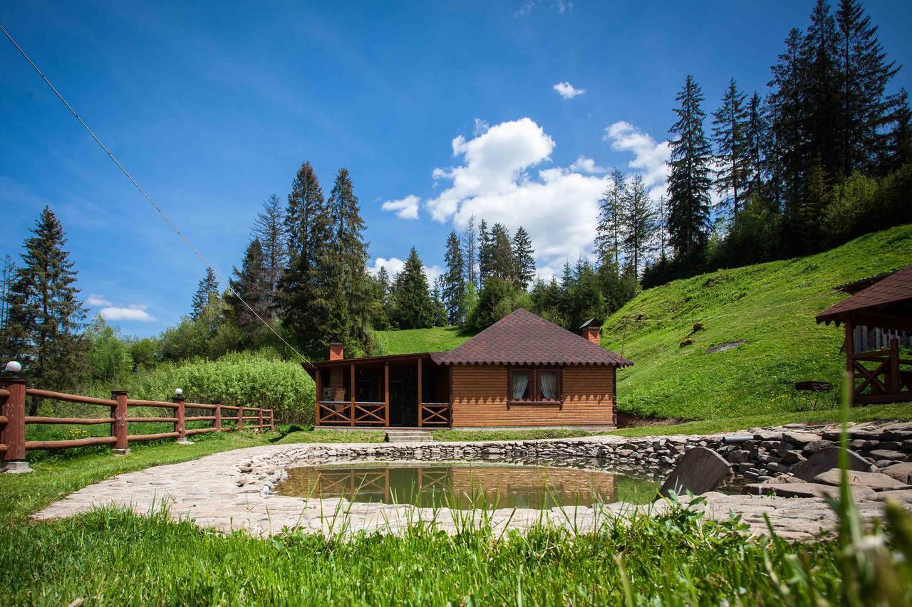Lisoviy Zatyshok, Z Vidkrutum Litnim Baseynom Hotel Slavske Exterior foto