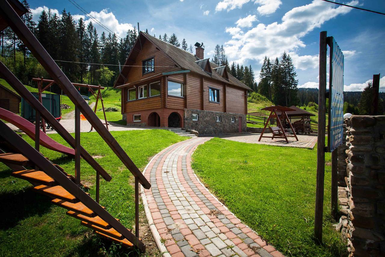 Lisoviy Zatyshok, Z Vidkrutum Litnim Baseynom Hotel Slavske Exterior foto