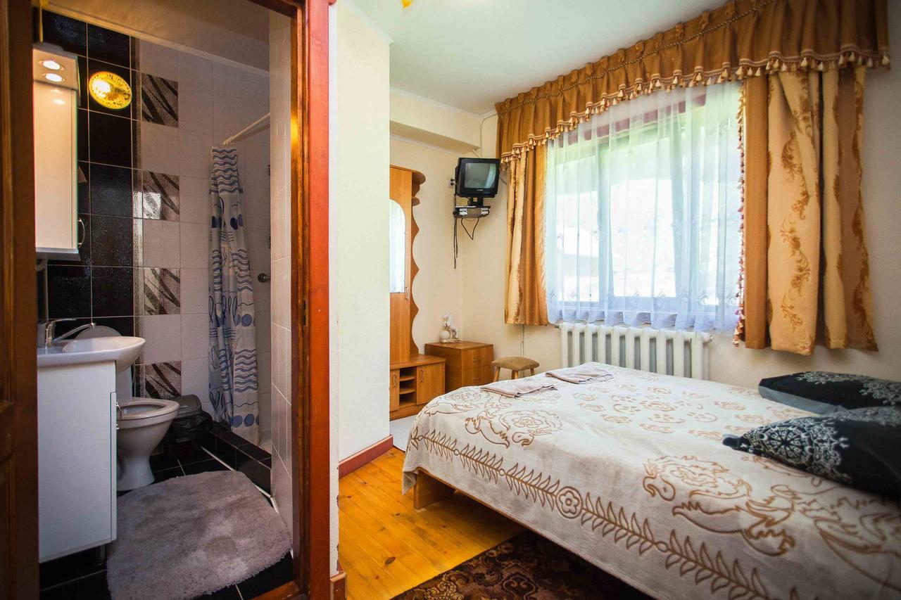 Lisoviy Zatyshok, Z Vidkrutum Litnim Baseynom Hotel Slavske Exterior foto